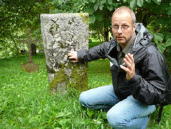 Arkeolog Frode Iversen på kongsgården i Seim. Arkeolog Frode Iversen på kongsgården i Seim.