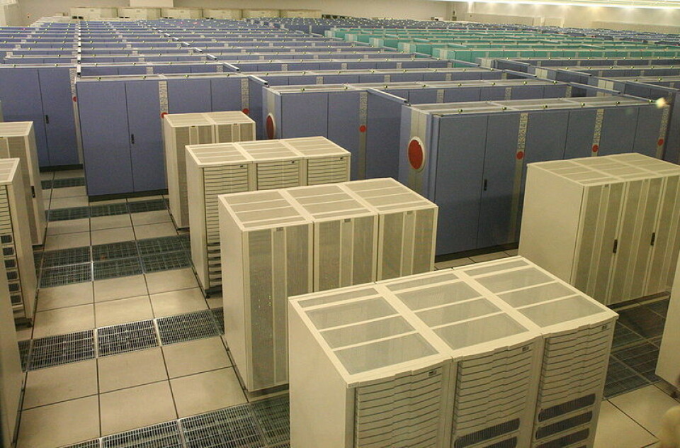 The Earth Simulator var den raskeste superdatamaskinen i verden i årene 2002 til 2004. Simulatorens oppgave er å kjøre globale klimamodeller for å undersøke effektene av den globale oppvarmingen. (Foto: Wikimedia Commons, se lisens her)
