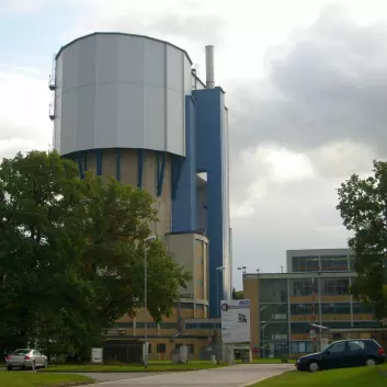 Den tyske AVR-forsøksreaktoren, som var i drift fra 1967 - 1988. Reaktoren prøvet ut flere drivstoff, blant dem thorium. (Foto: Maurice van Bruggen, Creative Commons, se lisens)