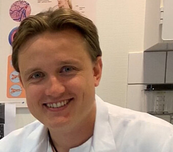 – Særlig brukervennligheten på den nye sensoren fikk høy score, sier Edvard Liljedahl Sandberg, som er lege i spesialisering ved Sørlandet sykehus, Arendal. – Særlig brukervennligheten på den nye sensoren fikk høy score, sier Edvard Liljedahl Sandberg, som er lege i spesialisering ved Sørlandet sykehus, Arendal.