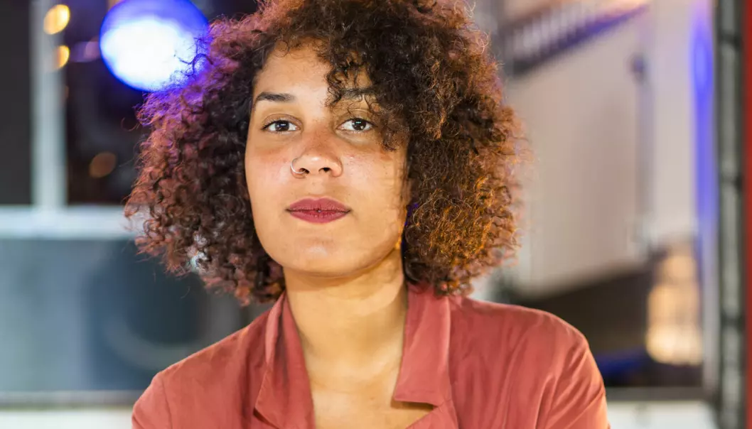 Skuespiller, dramatiker og forfatter Camara Lundestad Joof skriver om rasismen hun opplevde gjennom oppveksten.