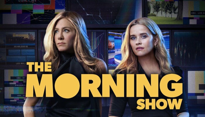 En gang i tiden ble det sluppet bare en eneste episode hver uke av en ny serie. Apple-TV gjør det nå sånn med den populære serien The Morning Show med Jennifer Aniston og Reese Witherspoon i to av hovedrollene. En gang i tiden ble det sluppet bare en eneste episode hver uke av en ny serie. Apple-TV gjør det nå sånn med den populære serien The Morning Show med Jennifer Aniston og Reese Witherspoon i to av hovedrollene.