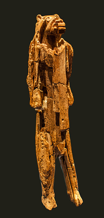 Løvemannen er et av de mest ikoniske arkeologiske funnene i Europa. Han er laget av mammutelfenben, er 31,1 centimeter høy og menes å være 35.000 til 41.000 år gammel.