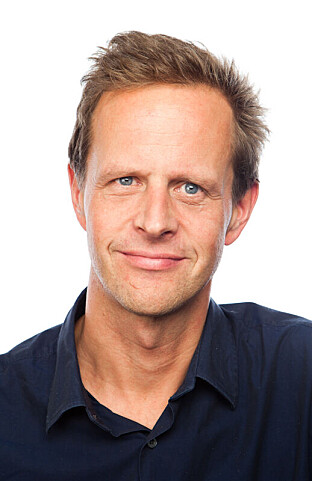 Halvor Mehlum er professor i samfunnsøkonomi og nestleder på økonomisk institutt ved Universitetet i Oslo. Han har forsket på oljeinntekter i Norge. Halvor Mehlum er professor i samfunnsøkonomi og nestleder på økonomisk institutt ved Universitetet i Oslo. Han har forsket på oljeinntekter i Norge.