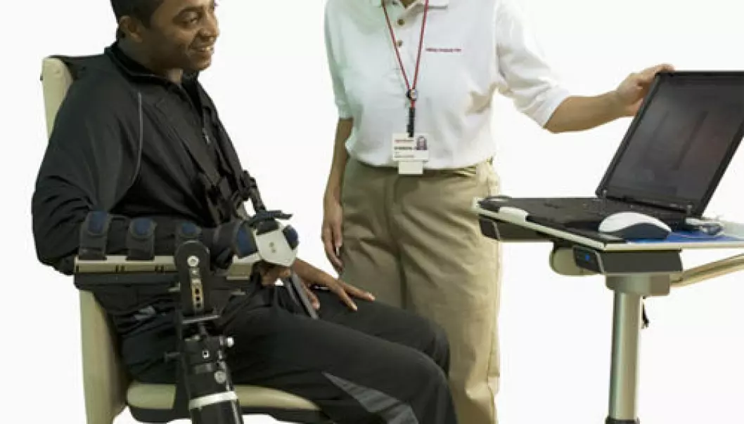 Robotfysioterapi hjelper slagpasienter