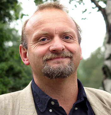 Rapporten Pål Olav Vedeld skrev for Verdensbanken - Counting on the environment - har fått fornyet aktualitet med Norges satsing på regnskogvern. (Foto: Håkon Sparre) Rapporten Pål Olav Vedeld skrev for Verdensbanken - Counting on the environment - har fått fornyet aktualitet med Norges satsing på regnskogvern. (Foto: Håkon Sparre)