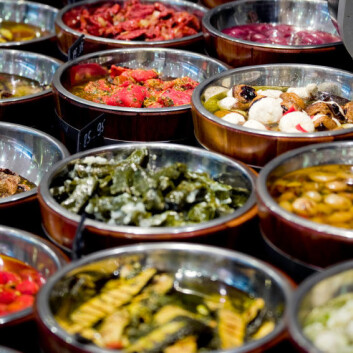 Frukt og grønt er viktig i middelhavskost. (Foto: iStockphoto) Frukt og grønt er viktig i middelhavskost. (Foto: iStockphoto)