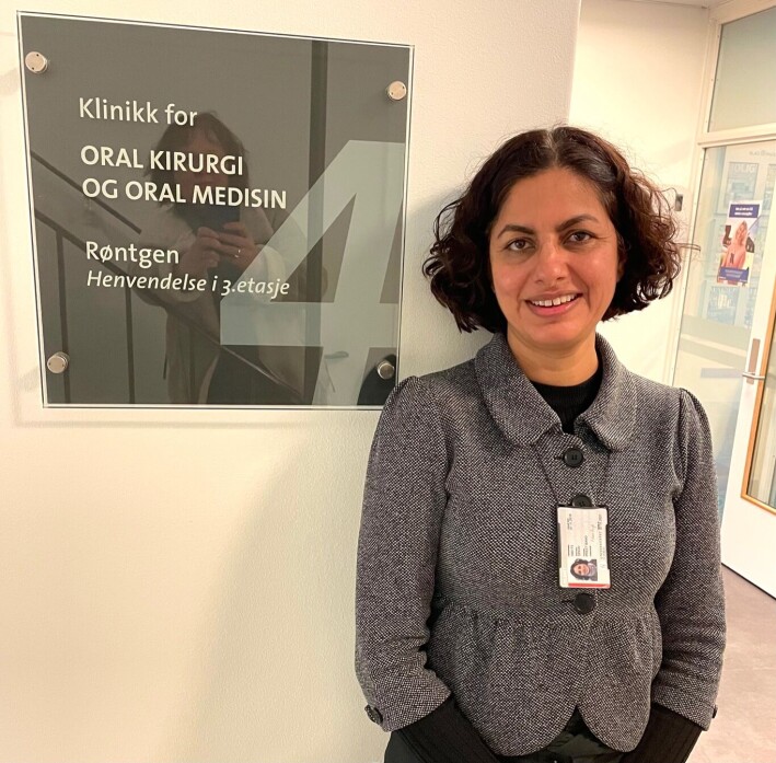 Pasienter med senfølger etter covid 19 kommer fra hele landet for å få tilbake luktesansen hos Bano Singh - De blir fortvilte når de hører hvor lang ventetid det er, sier hun. Pasienter med senfølger etter covid 19 kommer fra hele landet for å få tilbake luktesansen hos Bano Singh - De blir fortvilte når de hører hvor lang ventetid det er, sier hun.