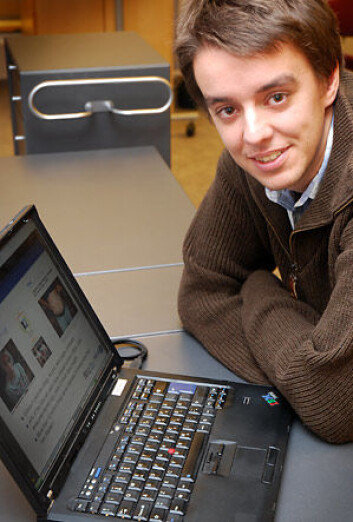 Det er en ny helseverden i emning på nettet. Stadig flere pasienter legger ut både bilder, diagnoser og videoer der de forteller om sykdommen sin, forteller Luis Luque. (Foto: Jan Fredrik Frantzen, Nasjonalt senter for telemedisin) Det er en ny helseverden i emning på nettet. Stadig flere pasienter legger ut både bilder, diagnoser og videoer der de forteller om sykdommen sin, forteller Luis Luque. (Foto: Jan Fredrik Frantzen, Nasjonalt senter for telemedisin)