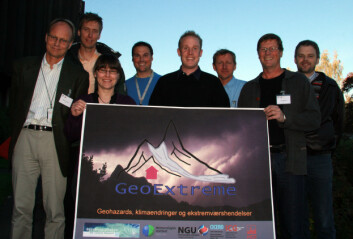 Sentrale GeoExtreme-forskere, fra venstre: Anders Solheim (NGI), Ketil Isaksen (met.no), Kari Sletten (NGU), Kalle Kronholm, Christian Jaedicke, Øyvind Høydal og Ulrik Domaas (NGI), Idar Barstad (Bjerknessenteret). (Foto: NGI) Sentrale GeoExtreme-forskere, fra venstre: Anders Solheim (NGI), Ketil Isaksen (met.no), Kari Sletten (NGU), Kalle Kronholm, Christian Jaedicke, Øyvind Høydal og Ulrik Domaas (NGI), Idar Barstad (Bjerknessenteret). (Foto: NGI)