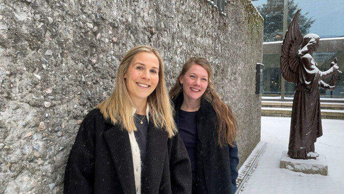 Forsker Marte Lorentzen har forsker på lærerspesialistordningen. Stipendiat og tidligere lærer Maiken Risan har forlatt klasserommet for å forske på lærere som jobber i lærerutdanningen. Forsker Marte Lorentzen har forsker på lærerspesialistordningen. Stipendiat og tidligere lærer Maiken Risan har forlatt klasserommet for å forske på lærere som jobber i lærerutdanningen.