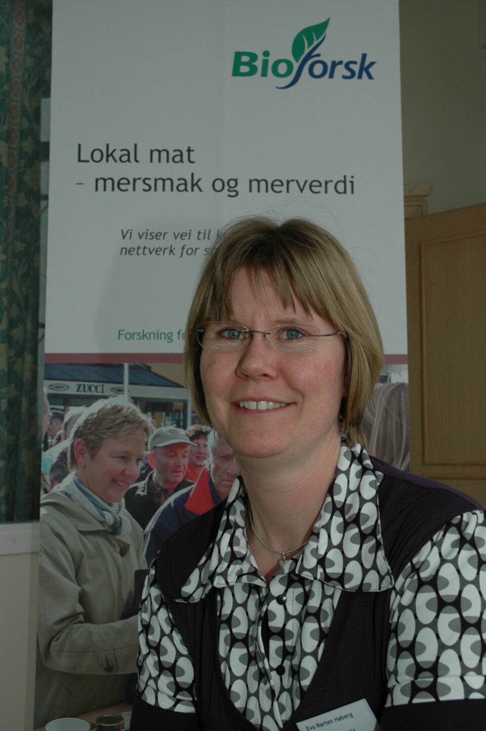 Eva Narten Høberg er opptatt av lokal mat og matkultur. (Foto: Jon Schärer)