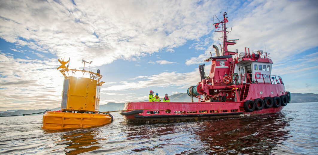 A floating laboratory on its way out into the fjord. The equipment will be a key part of OceanLab and will provide us with new and better knowledge about environmental changes in the ocean and new sensor technology. A floating laboratory on its way out into the fjord. The equipment will be a key part of OceanLab and will provide us with new and better knowledge about environmental changes in the ocean and new sensor technology.