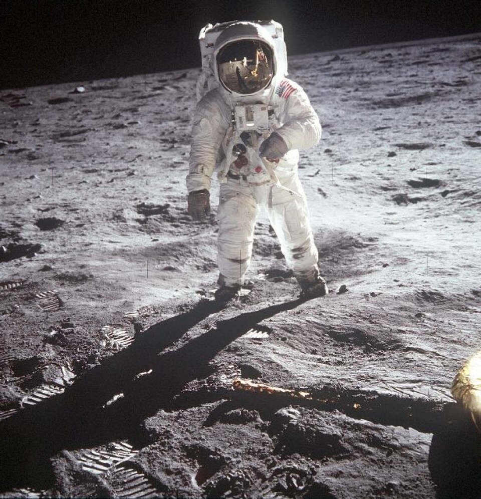 20 juli 1969: Astronaut Edwin E. Aldrin Jr. på månen nær beinet på landingsfartøyet 'Eagle' under Apollo 11-ferden. Det var astronaut Niel A. Armstrong som tok bildet. (Foto: NASA)