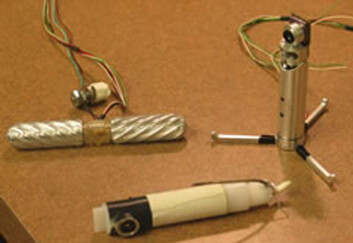 "Minirobotene på bildene er utviklet ved UNMC i Ohama og University of Nebraska i Lincoln. Alle foto: UNMC" "Minirobotene på bildene er utviklet ved UNMC i Ohama og University of Nebraska i Lincoln. Alle foto: UNMC"