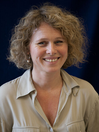 Professor Marianne Vedeler ved Kulturhistorisk museum i Oslo får stadig henvendelser om mønstre som går igjen flere steder i verden. Professor Marianne Vedeler ved Kulturhistorisk museum i Oslo får stadig henvendelser om mønstre som går igjen flere steder i verden.