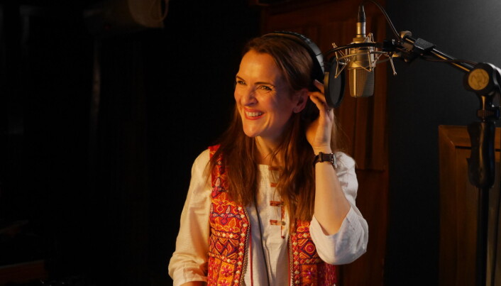 Solveig Korum arbeider i dag internasjonalt med sosial berekraft gjennom Kulturtanken. Her er ho i studio i samband med ei jobbreise til Bangladesh i desember 2021. Solveig Korum arbeider i dag internasjonalt med sosial berekraft gjennom Kulturtanken. Her er ho i studio i samband med ei jobbreise til Bangladesh i desember 2021.