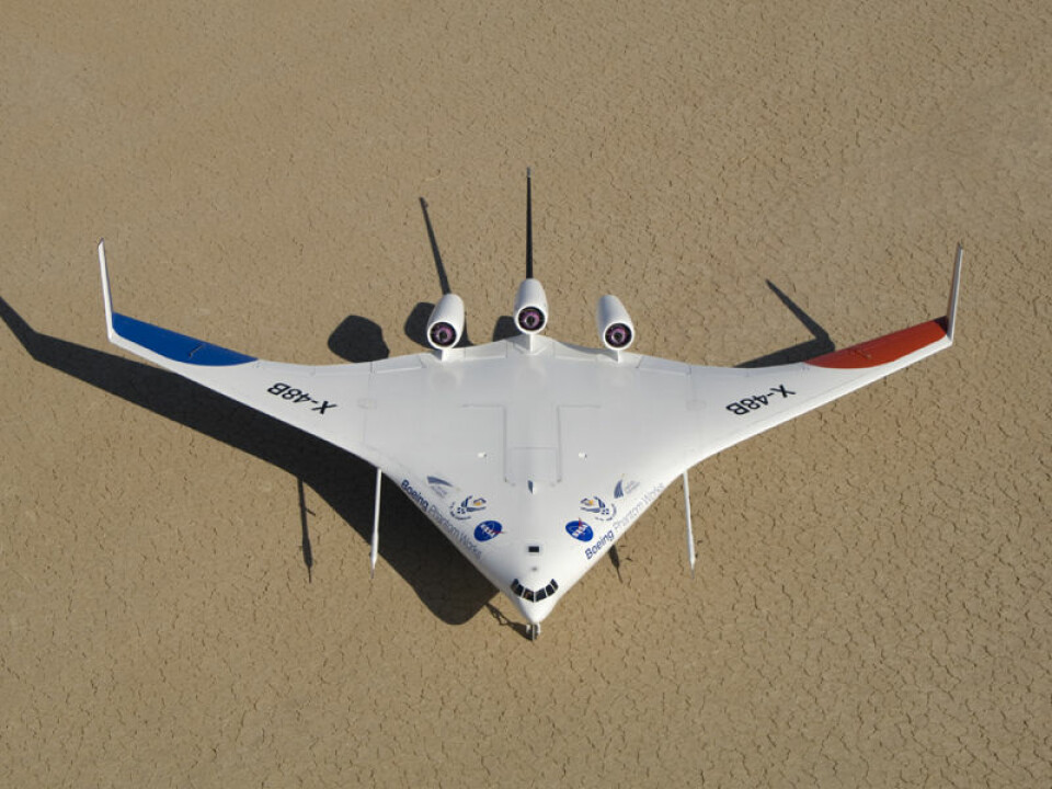 X-48B parkert på Rogers Dry Lake ved NASA Dryden Flight Research Center. (Foto: NASA)