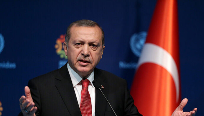 President Erdoğan har oppfordret folket til å bruke den tyrkiskproduserte vaksinen Turkovac, som han omtaler som <span class=" italic" data-lab-italic_desktop="italic">tradisjonell</span>. President Erdoğan har oppfordret folket til å bruke den tyrkiskproduserte vaksinen Turkovac, som han omtaler som <span class=" italic" data-lab-italic_desktop="italic">tradisjonell</span>.