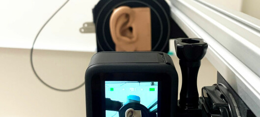 Denne roboten etterligner jogging for å teste lyden i øreplugger