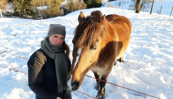 Helene Seljenes Dalum med hesten Viktor. Helene Seljenes Dalum med hesten Viktor.