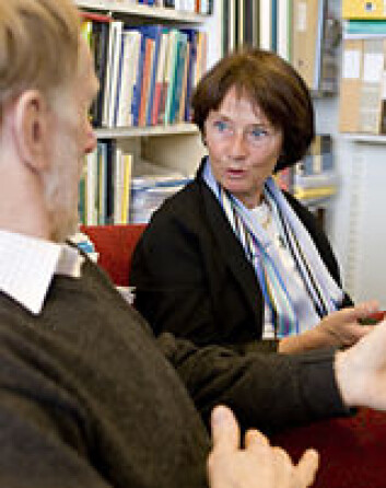 "-Studiet av parallelle oversettelser har gitt oss ny innsikt, sier Cathrine Fabricius Hansen" "-Studiet av parallelle oversettelser har gitt oss ny innsikt, sier Cathrine Fabricius Hansen"