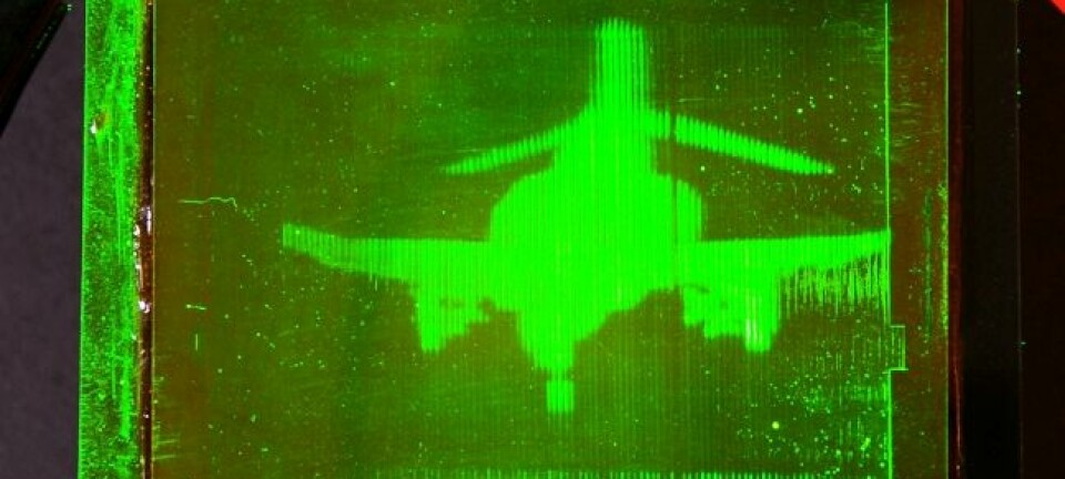 Et F-4 Phantom jetfly overført som hologram fra et sted til et annet. (Foto: gargaszphotos.com/University of Arizona)