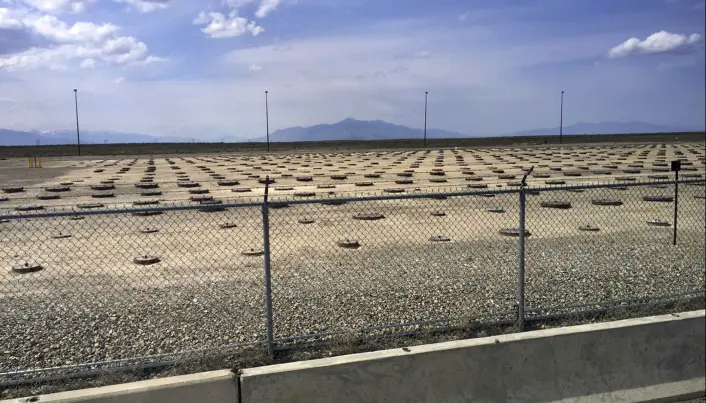 Lagringen av atomavfall er et stort spørsmål i alle land som har kjernekraftverk. Her lagrer man atomavfall i underjordiske beholdere i Idaho i USA. Lagringen av atomavfall er et stort spørsmål i alle land som har kjernekraftverk. Her lagrer man atomavfall i underjordiske beholdere i Idaho i USA.