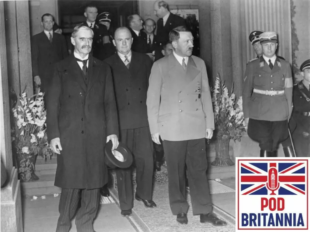 Chamberlaine og Hitler etter møtet i Bad Godesberg i september 1938.