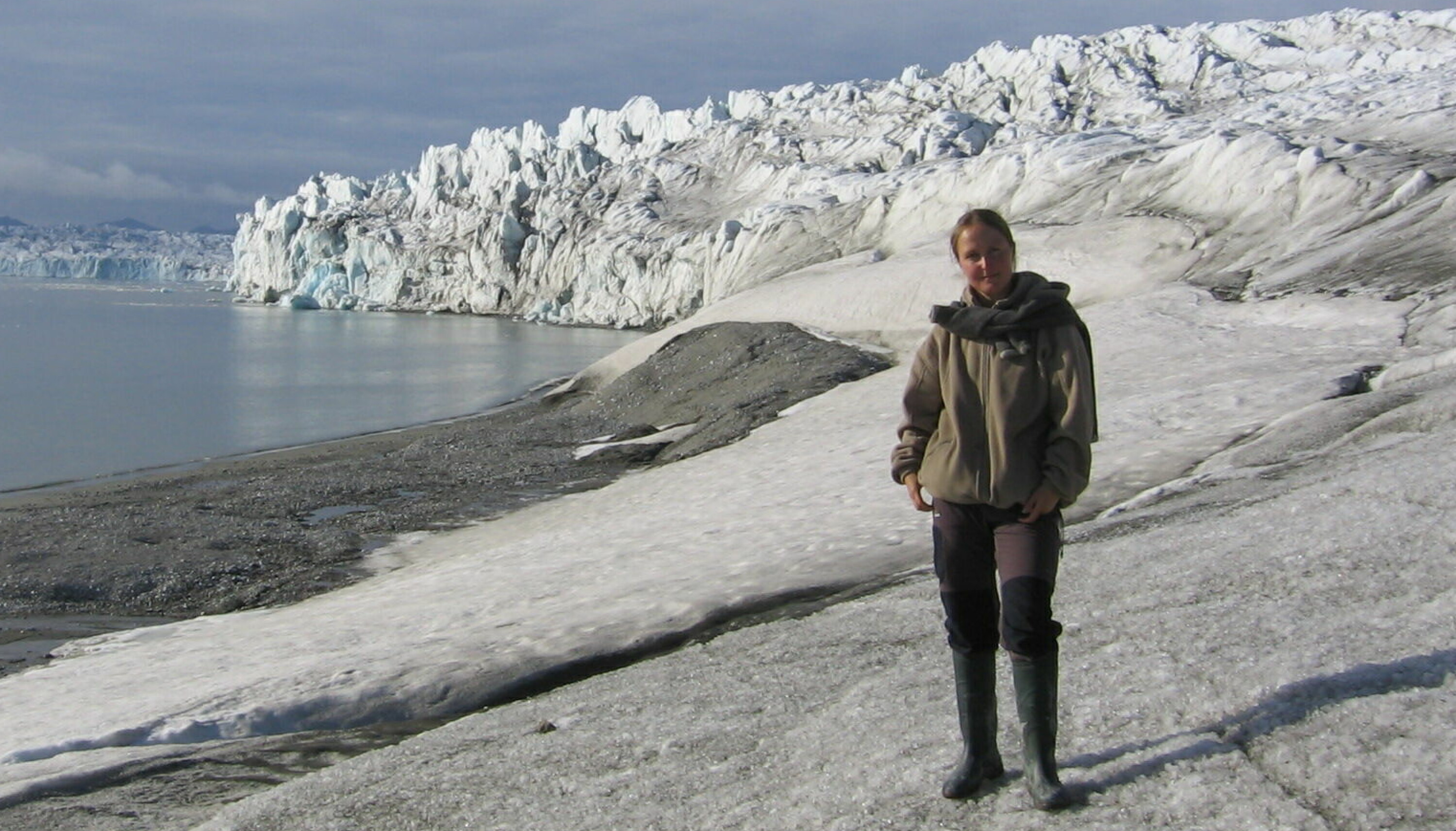 Edyta Łokas har tidligere forsket på radioaktivitet på isbreer i Arktis.