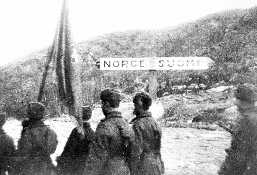 Frigjøringen av Øst-Finnmark, oktober 1944. Sovjetiske soldater rykker inn i Norge.