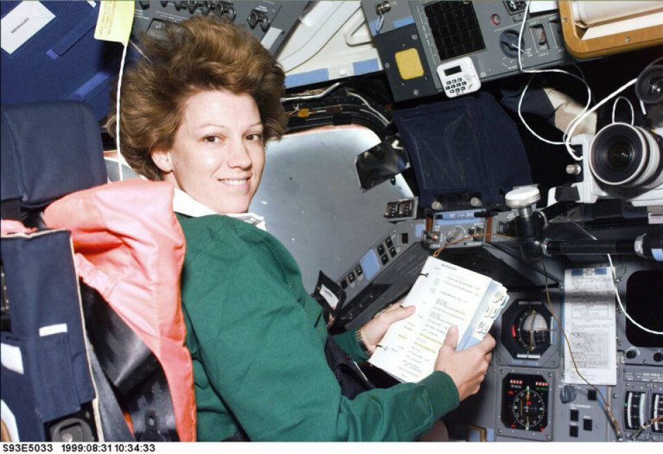 'Eileen Collins ledet oppdraget der Discovery besøkte den russiske romstasjonen MIR i 1995. (Foto: NASA)'