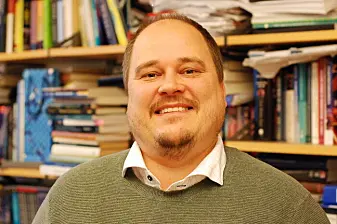 Carl Henrik Knutsen er professor i statsvitenskap ved Universitetet i Oslo. Carl Henrik Knutsen er professor i statsvitenskap ved Universitetet i Oslo.