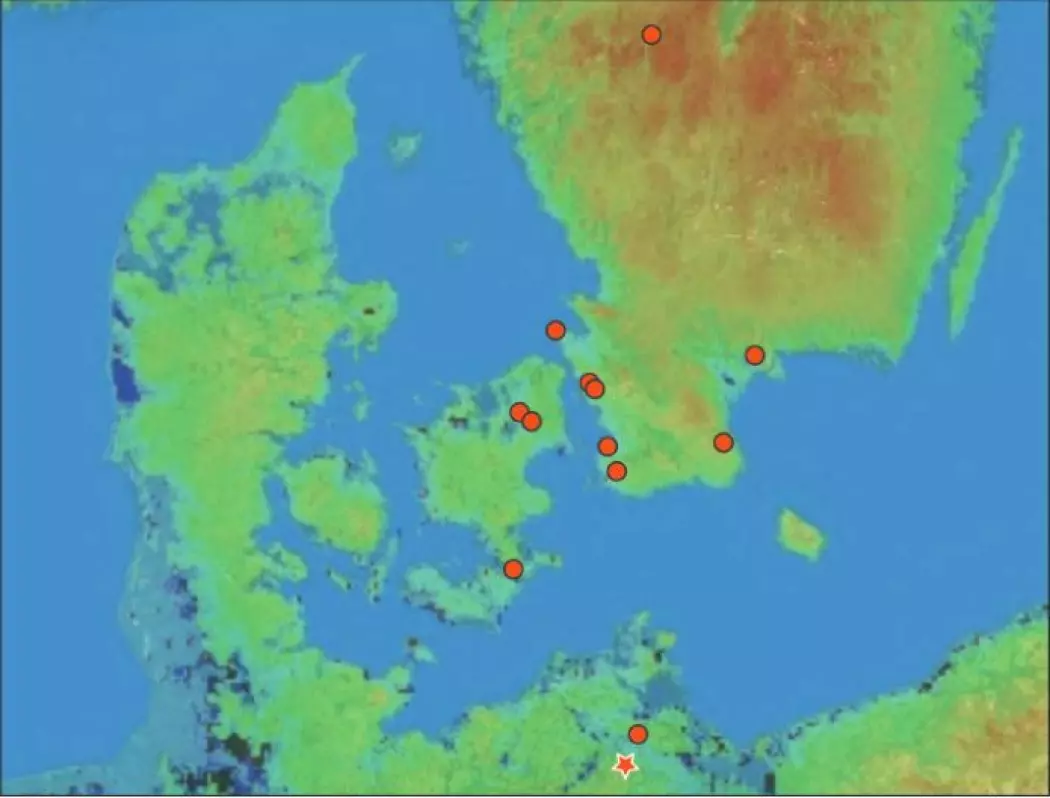 De røde prikkene viser hvor alle de 13 bronsefigurene ble funnet. De fleste ble funnet i Skåne i Sverige og på Sjælland i Danmark. Den røde stjernen viser det siste funnet i Tyskland.