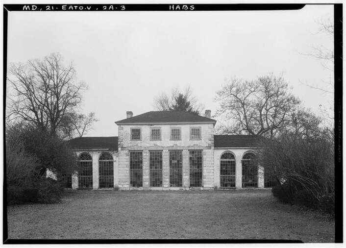"Wye House ligger på Lloyd-plantasjen, som fortsatt eies av etterkommerne til de som bygde den i 1755. (Foto: Library of Congress)"