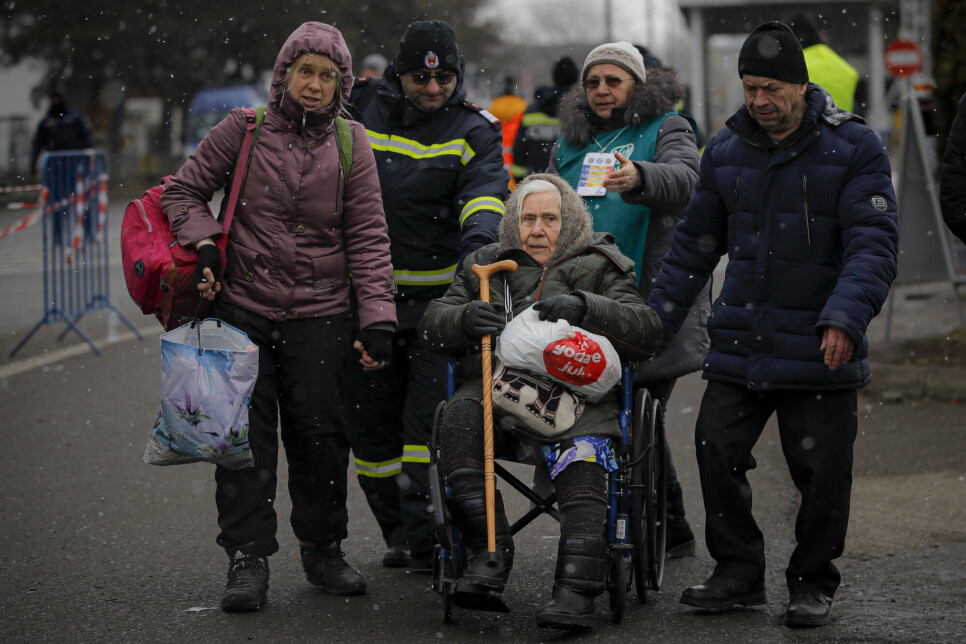 Flyktninger fra Ukraina har ankommet Siret i Romania.