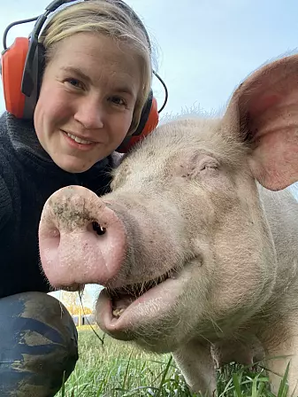 Anne-Helene Sommerstad Bruserud er grisebonde. Hun sier at hun skjønner grisenes grynting.