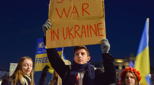 – Putin valser over FN-pakten med sine tanks. Er folkeretten bare luft?