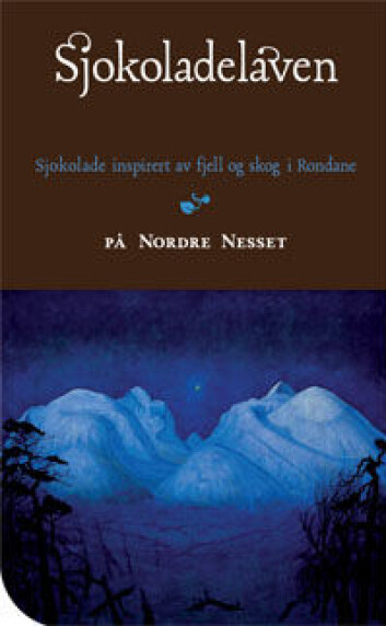 Etikett fra Sjokoladelåven med motivet Vinternatt i Rondane av Harald Sohlberg. Etikett fra Sjokoladelåven med motivet Vinternatt i Rondane av Harald Sohlberg.
