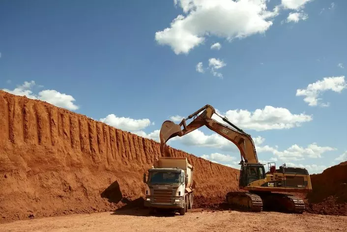 Hydro gets the raw material bauxite from their mines in Paragominas, Brazil. Bauxite is used in the production of alumina.
