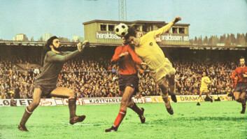 Det viktigste målet i nordnorsk fotballhistorie? Sturla Solhaug header inn 1-0 til Bodø/Glimt i cupfinalen mot Vard i 1975. (Fotograf ukjent) Det viktigste målet i nordnorsk fotballhistorie? Sturla Solhaug header inn 1-0 til Bodø/Glimt i cupfinalen mot Vard i 1975. (Fotograf ukjent)