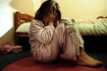 Barn som blir utsatt for emosjonelle overgrep, og som får høre at de ikke duger til noe, får store problemer med å "bygge seg opp" til en fødsel. Mange sliter derfor med fødselsangst. (Illustrasjonsfoto: www.colourbox.com) Barn som blir utsatt for emosjonelle overgrep, og som får høre at de ikke duger til noe, får store problemer med å "bygge seg opp" til en fødsel. Mange sliter derfor med fødselsangst. (Illustrasjonsfoto: www.colourbox.com)