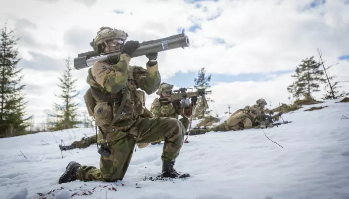 Her ser du norske soldater på øvelse på Rena. Her med panservernvåpen av typen M72. Foto: Anette Ask / Forsvaret / NTB