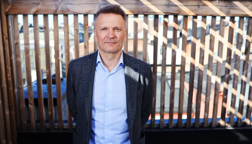 Pandemien har demonstrert en sårbarhet for svikt i forsyningen av varer som smittevernutstyr og vaksiner. – Sårbarheten i globale forsyningslinjer er veldig aktuelt igjen med krigen i Ukraina, sier koronakommisjonens leder Egil Matsen, som mener beredskap må stå høyt på politikernes agenda. Kommisjonen legger fram sin avsluttende rapport tirsdag. Pandemien har demonstrert en sårbarhet for svikt i forsyningen av varer som smittevernutstyr og vaksiner. – Sårbarheten i globale forsyningslinjer er veldig aktuelt igjen med krigen i Ukraina, sier koronakommisjonens leder Egil Matsen, som mener beredskap må stå høyt på politikernes agenda. Kommisjonen legger fram sin avsluttende rapport tirsdag.