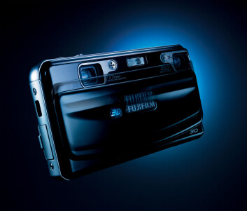 "Fuji FinePix Real 3D W1 er foreløig det eneste konsumentkameraet for 3D stillbilder og video. (Foto: Fuji, pressebilde) "Fuji FinePix Real 3D W1 er foreløig det eneste konsumentkameraet for 3D stillbilder og video. (Foto: Fuji, pressebilde)