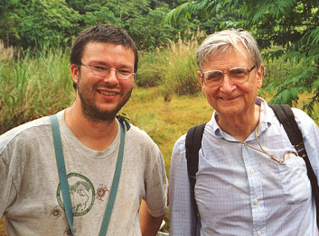 "Frode Ødegaard (t.v) sammen med professor Edward O. Wilson, som er offisiell beskytter av IBISCA. (Foto: Joseph Wright)" "Frode Ødegaard (t.v) sammen med professor Edward O. Wilson, som er offisiell beskytter av IBISCA. (Foto: Joseph Wright)"