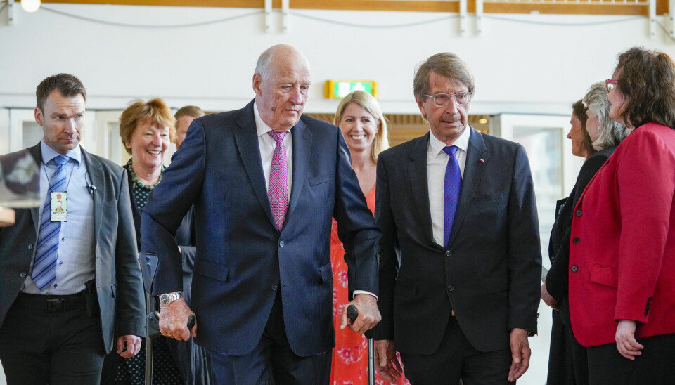Kong Harald var torsdag til stede ved utdelingen av Nasjonalforeningen for folkehelsens forskningspriser 2022.