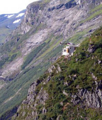 Fjellpartiet Åkneset i Stranda kommune er under overvaking. Foto: Åknes/Tafjord-prosjektet. Fjellpartiet Åkneset i Stranda kommune er under overvaking. Foto: Åknes/Tafjord-prosjektet.