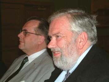 "Professor Prescott (til høyre) sammen med Tom Begroth, en svensk frimurer."