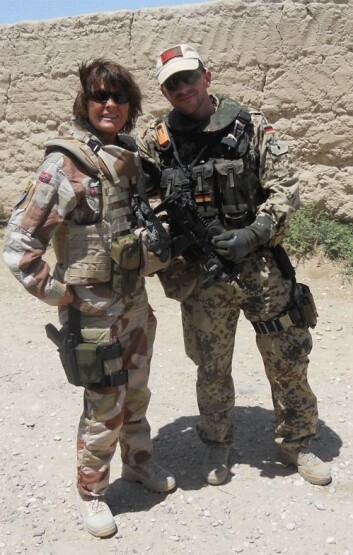 UiS-forsker Lillian Katarina Stene jobbet som forsker i et tysk Nato-hovedkvarter nord i Afghanistan samtidig som hun gjorde en jobb for forsvaret. (Foto: Privat) UiS-forsker Lillian Katarina Stene jobbet som forsker i et tysk Nato-hovedkvarter nord i Afghanistan samtidig som hun gjorde en jobb for forsvaret. (Foto: Privat)